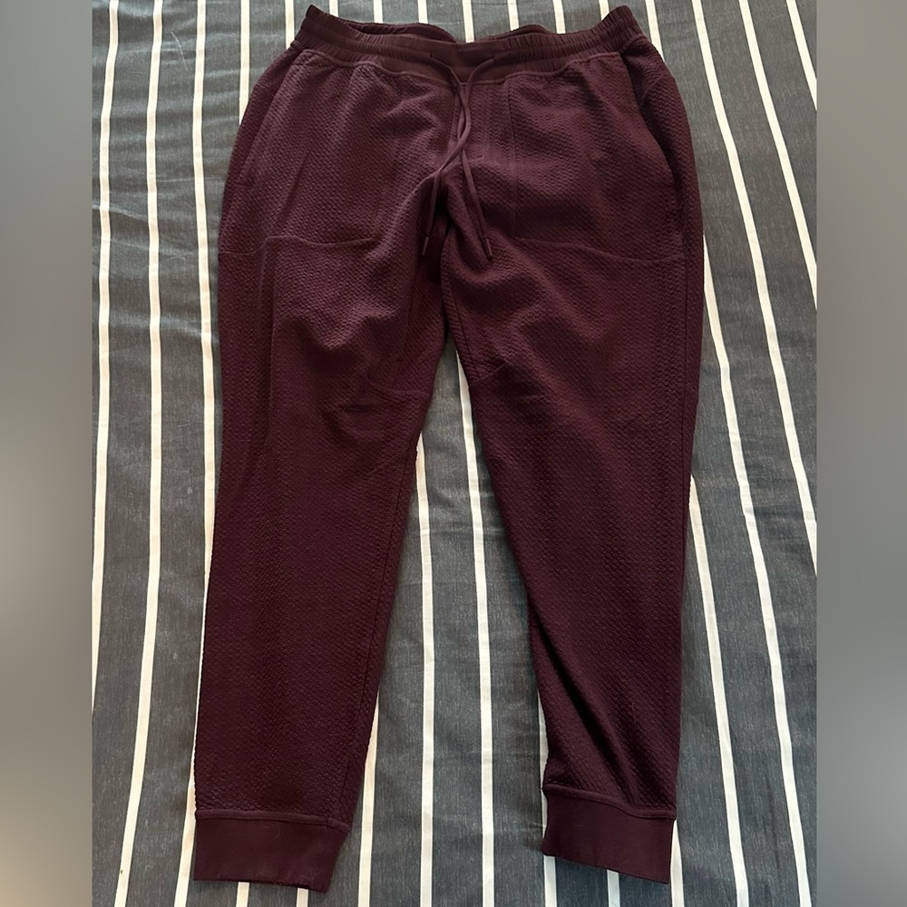 Lululemon At Ease Size XL